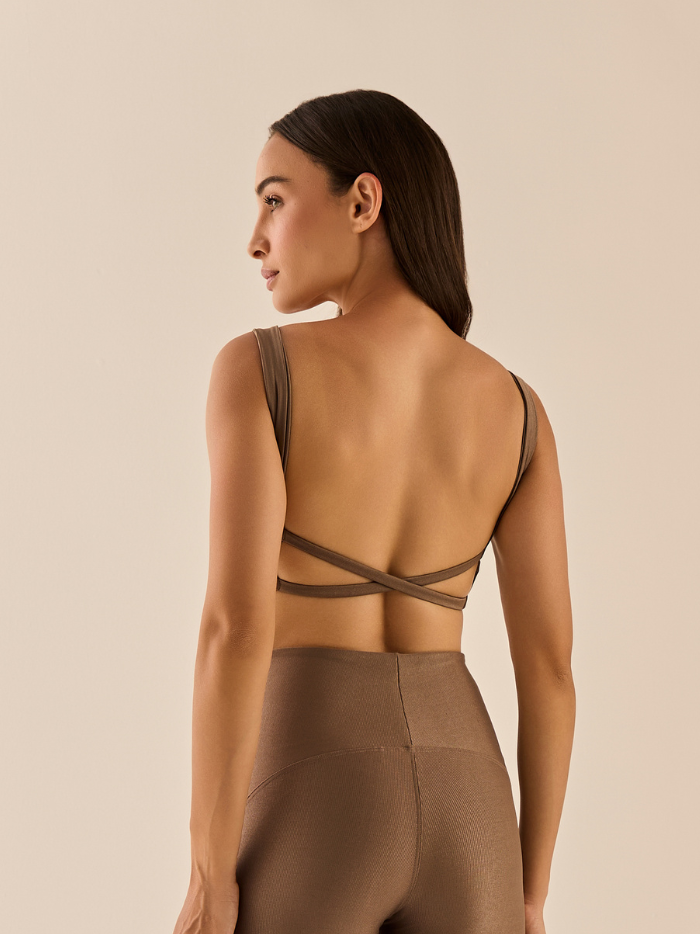 Alternative view of TOP LIA CASTANHO CANELADO