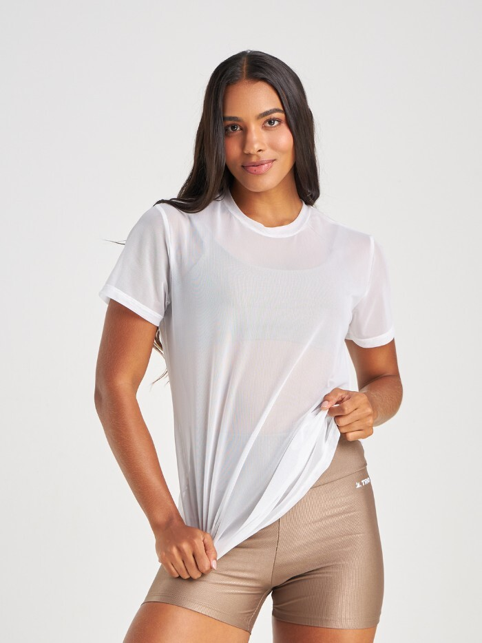 Alternative view of BLUSÃO TELA BRANCO